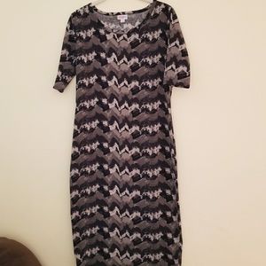 EUC Lularoe Medium Julia